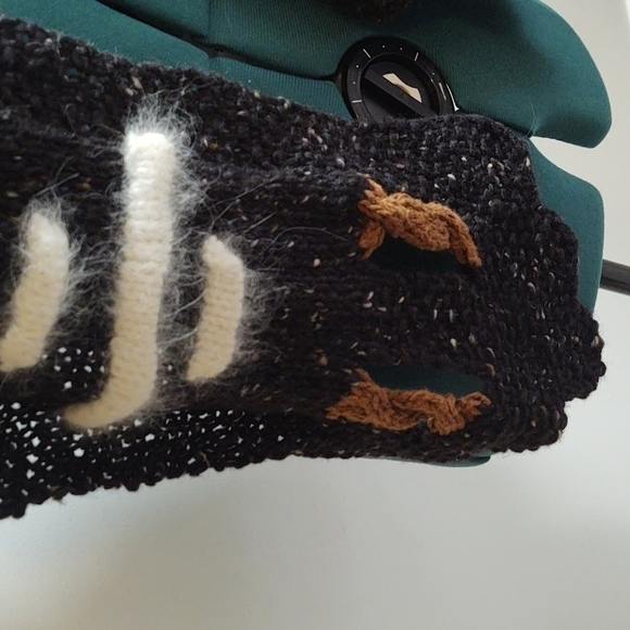 Quirky Uneven Stripes Black, White and Brown Scarf with Mismatched Buttons - Picture 3 of 9